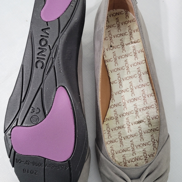 Vionic Women's Gramercy Poin Toe Gray Bow Flats Size 6 - Picture 8 of 9